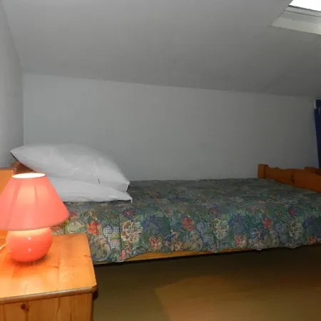 Le Lavandou, 3 Pieces, 4 Personnes - Fr-1-251-598 Apartment